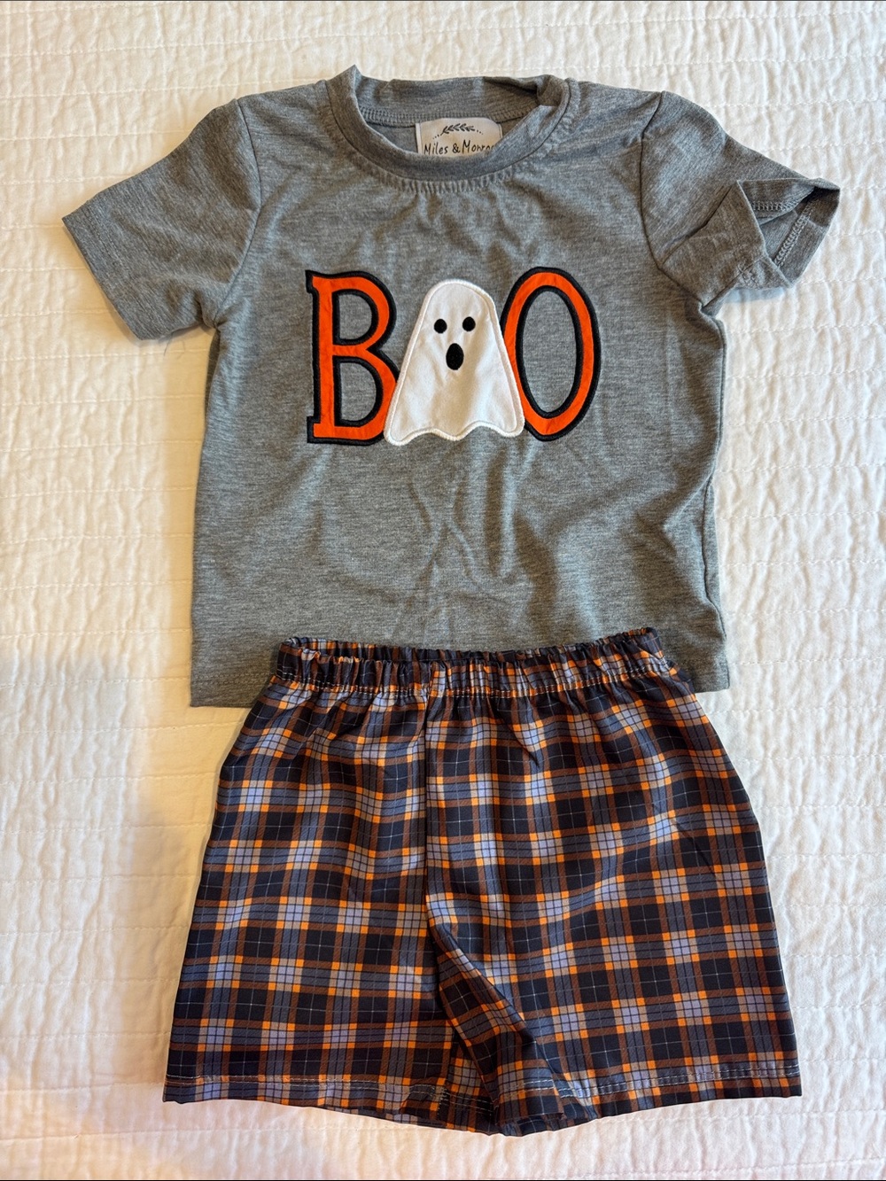 Kids' Miles & More Gray 'Boo' Pajama Set with Orange Accents